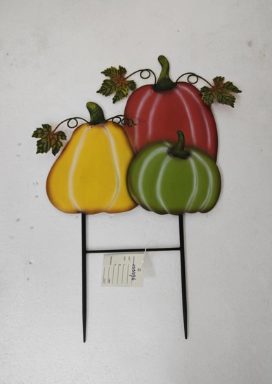 21" Pumpkin Trio Metal Stake