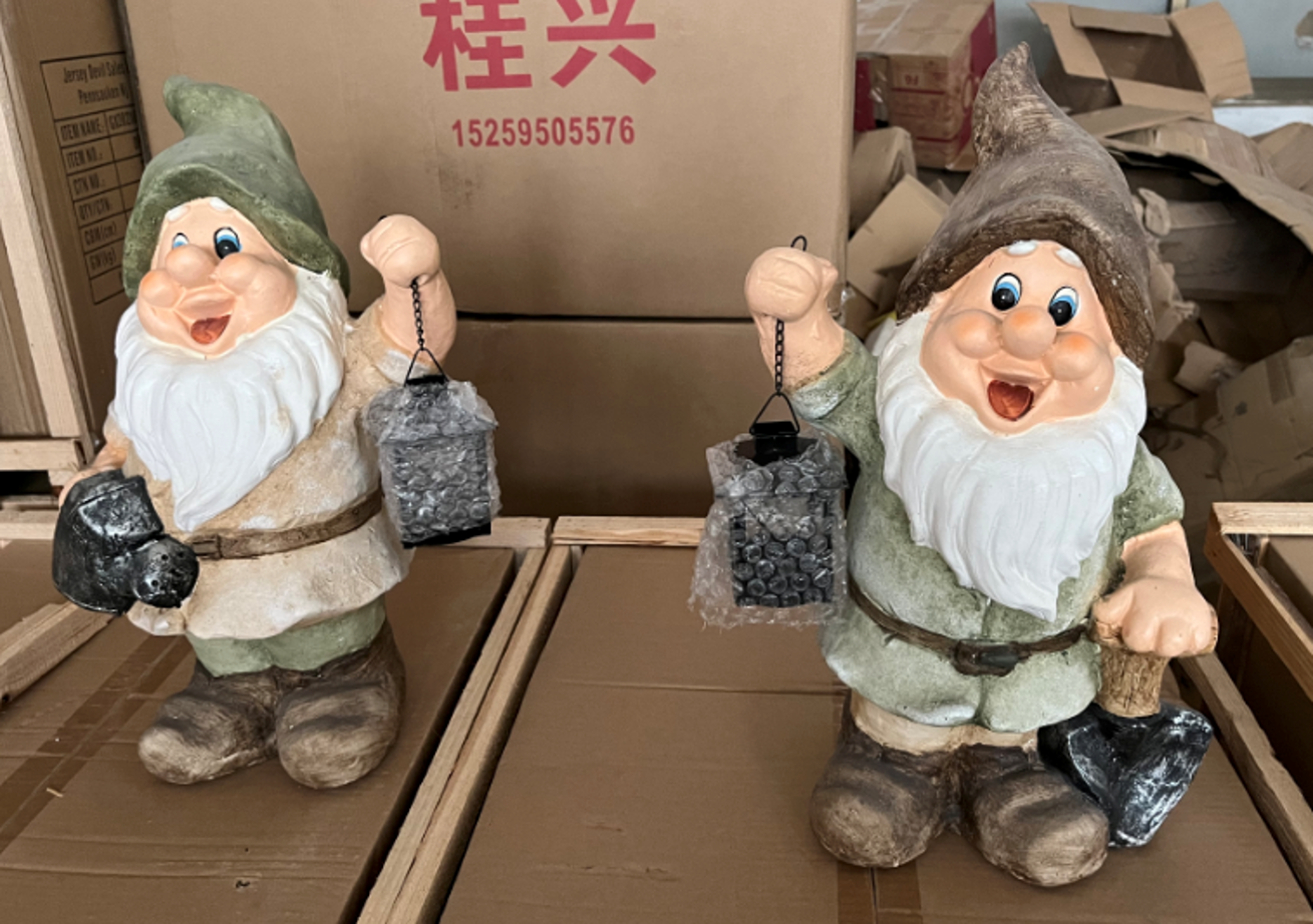 White Beard Gnomes w/ Lantern